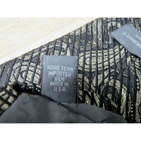 Robert Talbott Best Of Class Neck Tie Mens Hand Sewn Silk Paisley USA Made - Picture 6 of 10
